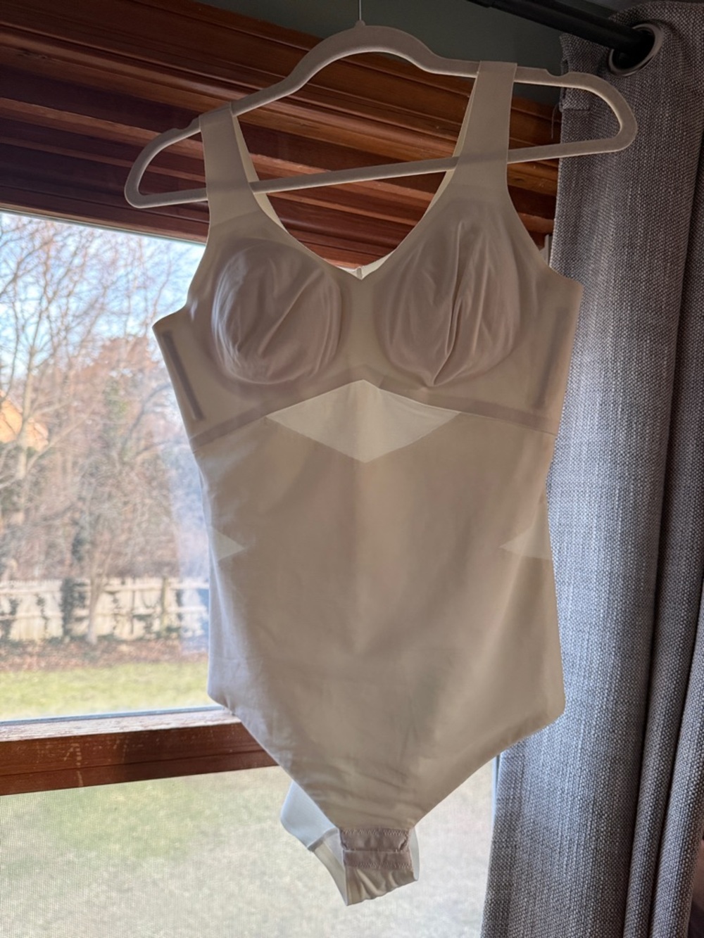 Honeylove Sculpting Bodysuit in White